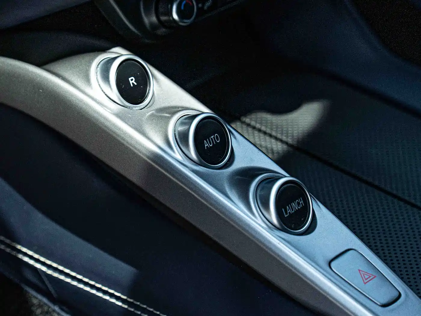 Ferrari GTC4Lusso 2016 6.3L V12 фото 17