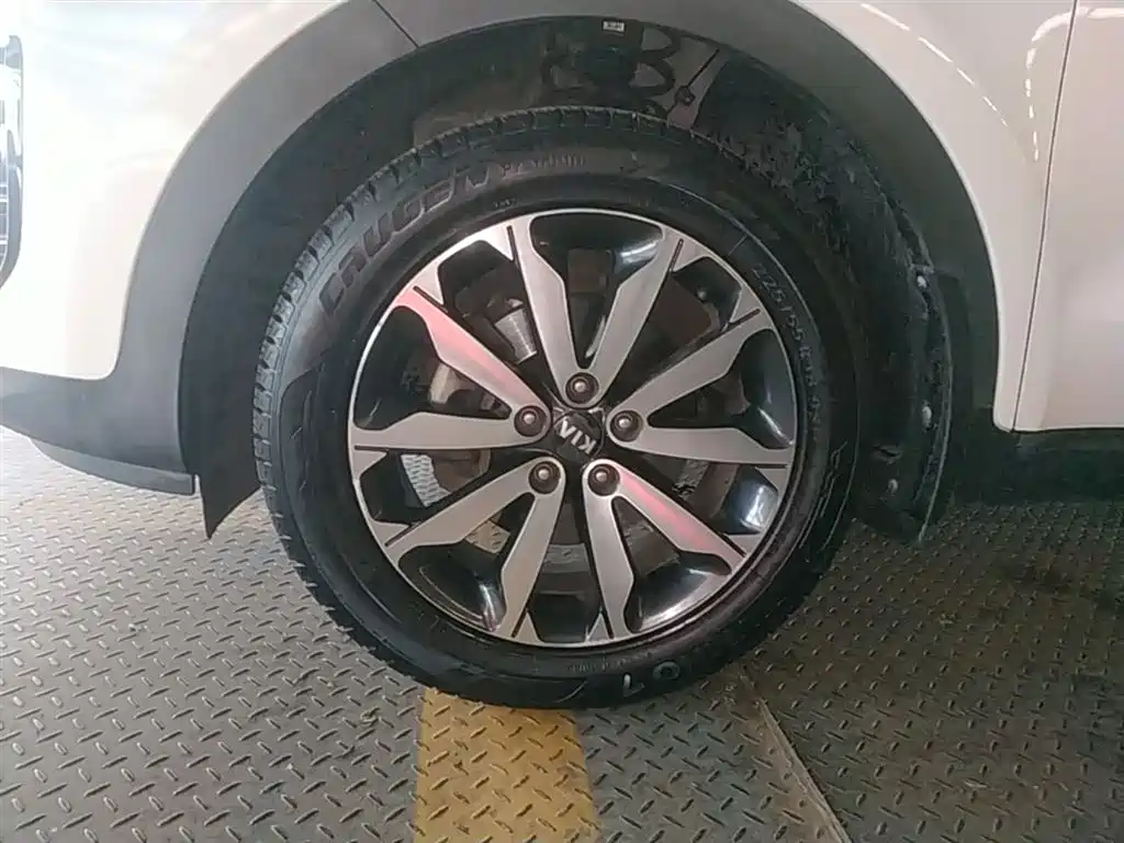 Kia KX5 2016 Model 1.6T Automatic 2WD DLX фото 23