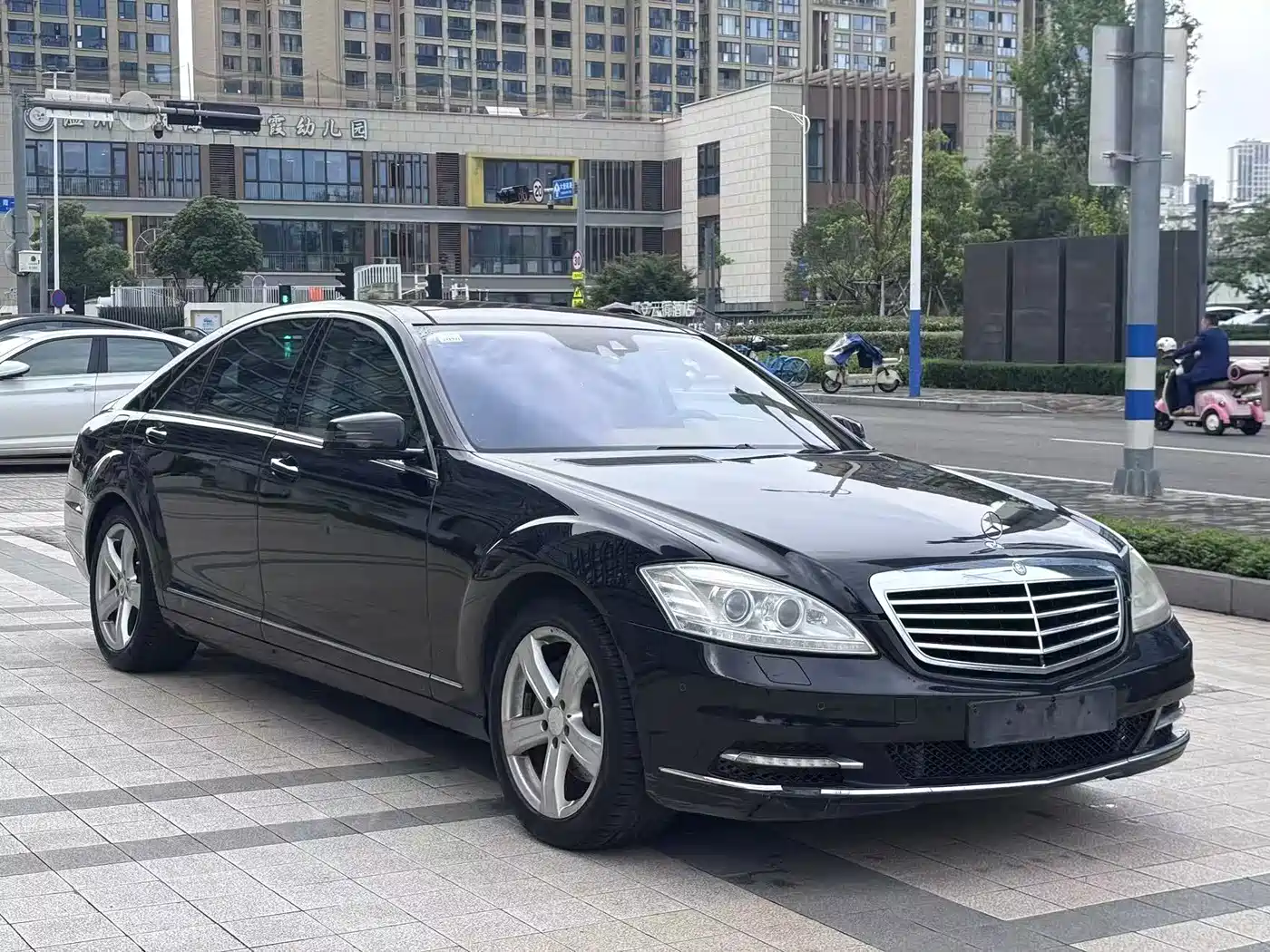 Mercedes-Benz S-Class 2010 S 350 L Luxury фото 3