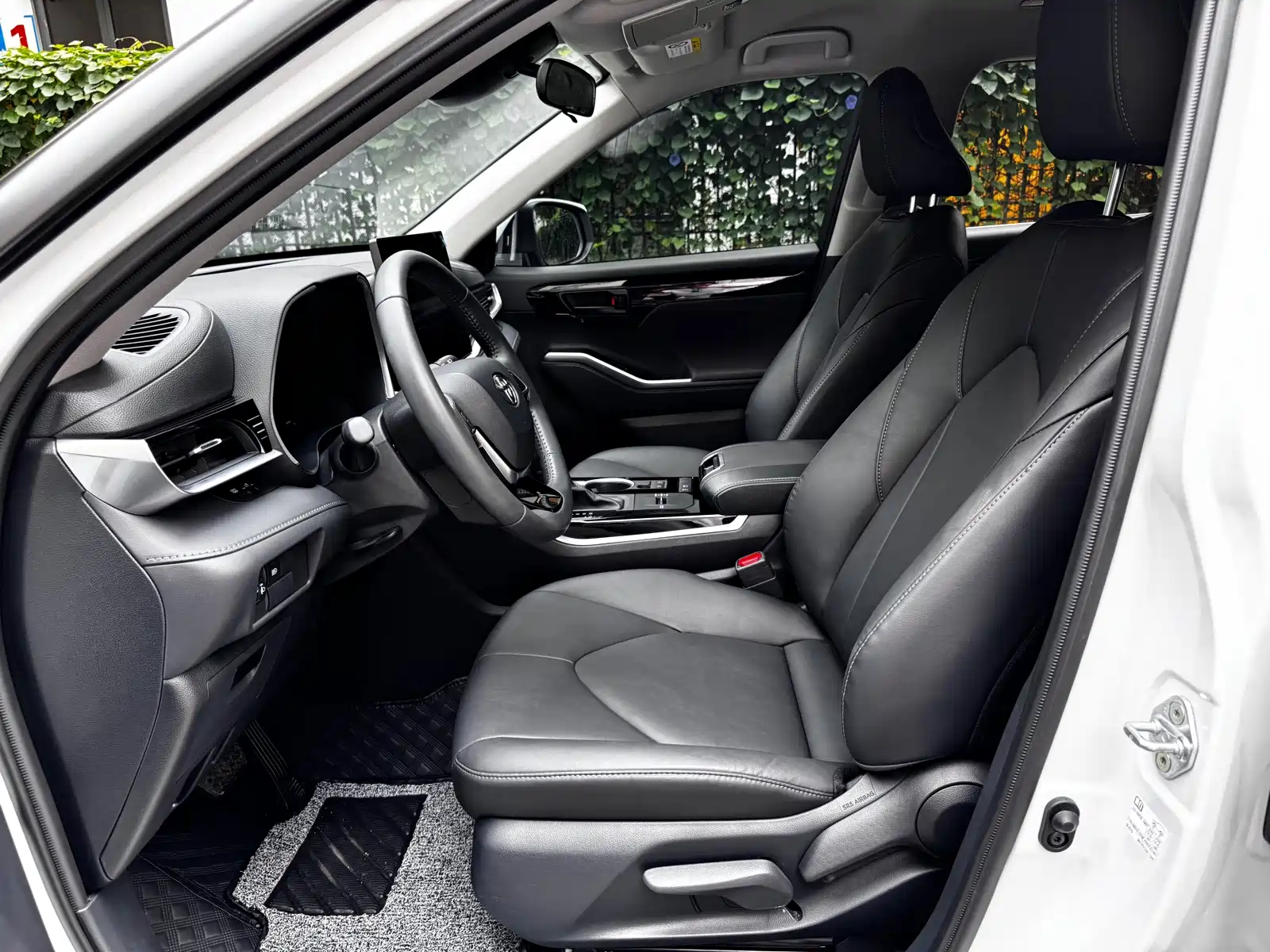 صورة 13 - Toyota Highlander