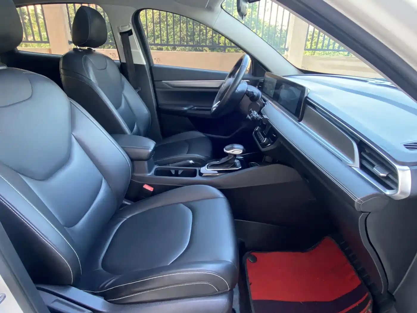 Ford Escort 2022 2021 1.5L Automatic Platinum Edition