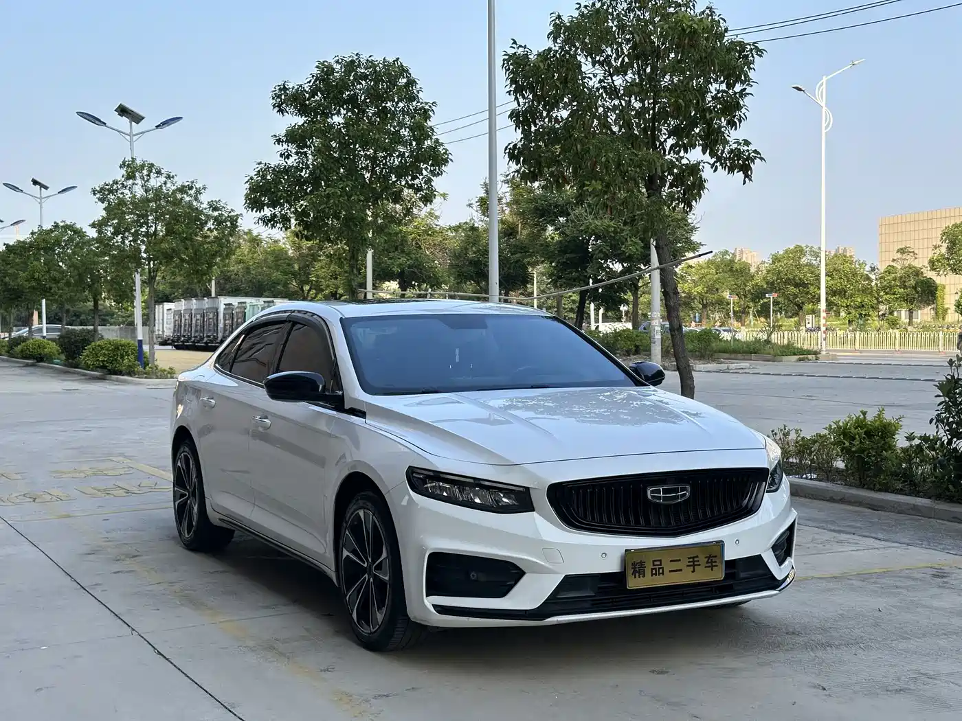 Фото 3 - Geely Xing Rui