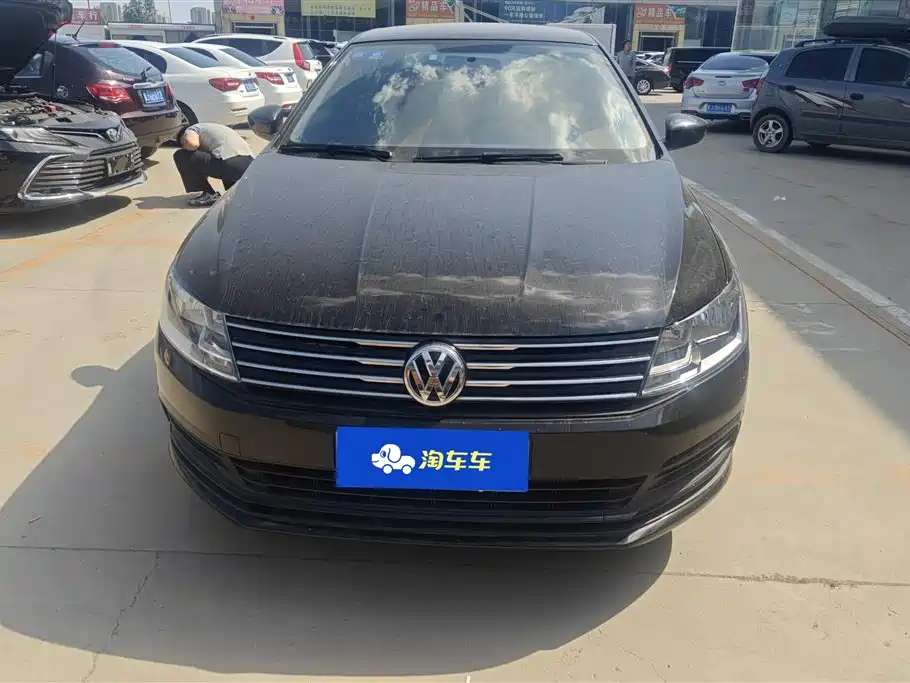 Volkswagen Lavida 2015 1.6L Manual Trend Edition фото 2
