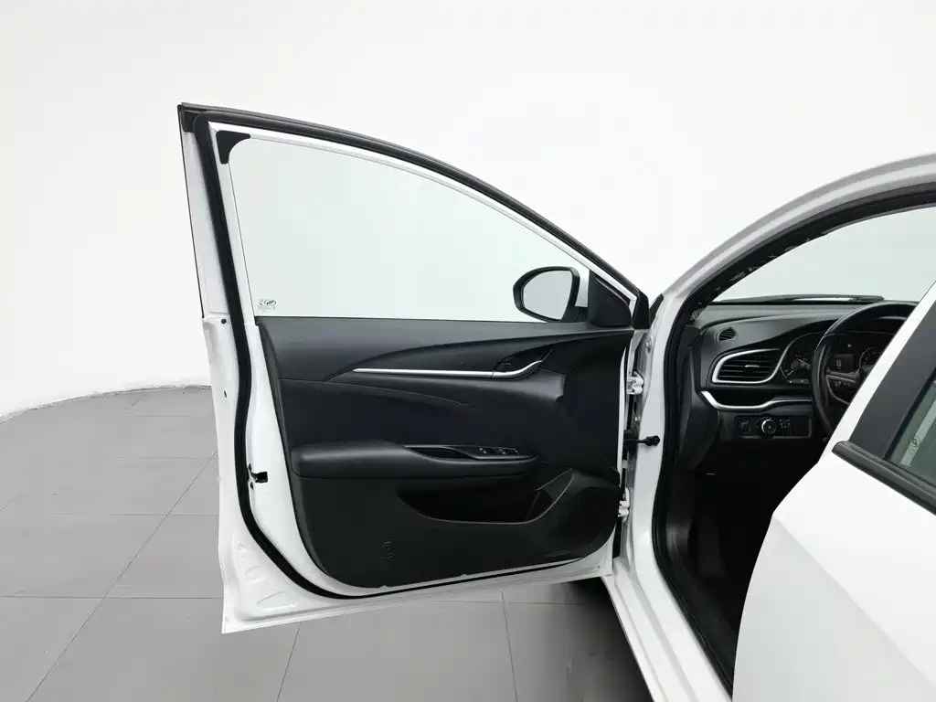 Buick Excelle, миниатюра 8