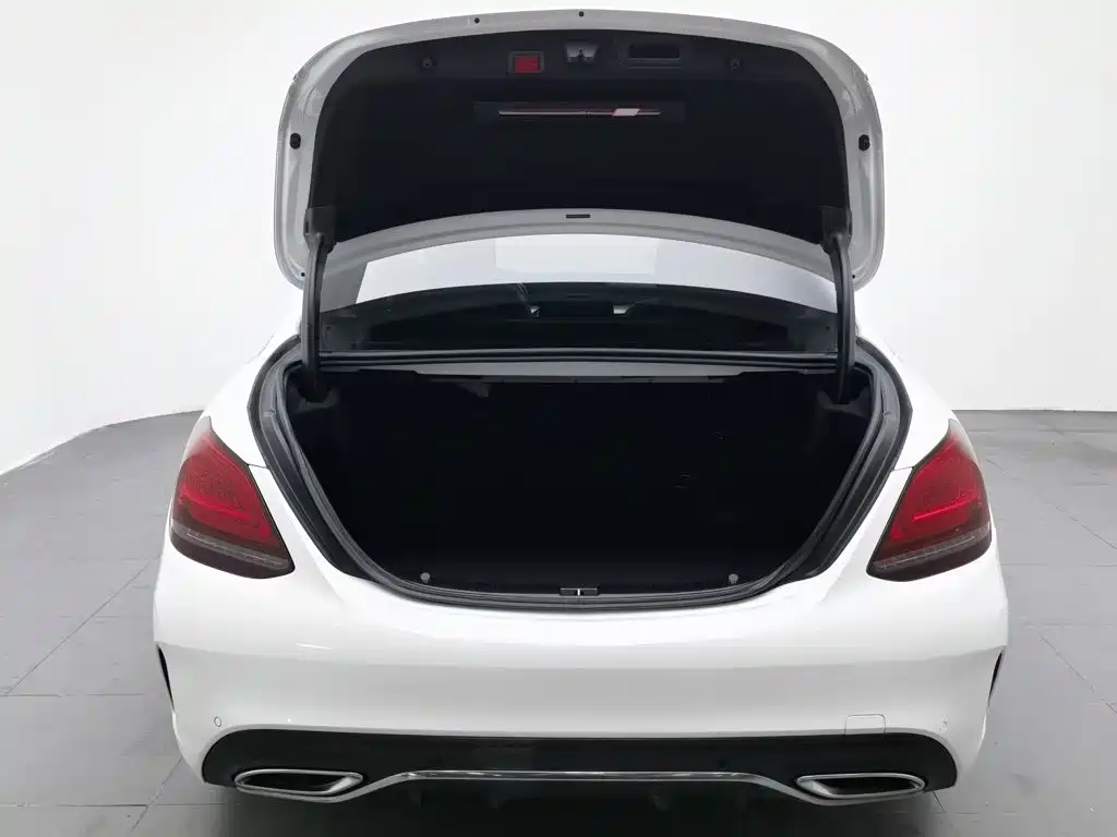 Mercedes-Benz C-Class, миниатюра 16