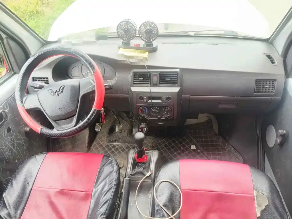 Wuling Motors Wuling Rongguang Mini Truck 2024 2023 Model 1.5L Double Row Extended Type LAR