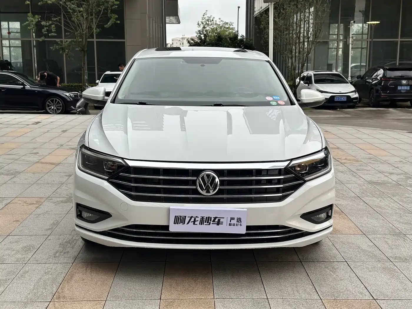 Volkswagen Sagitar 2021 280TSI DSG Comfort Smart Connect Edition фото 3