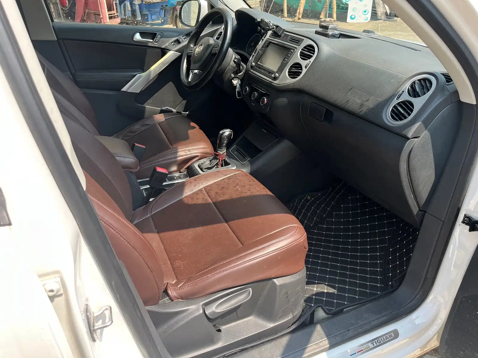 Photo 8 - Volkswagen Tiguan