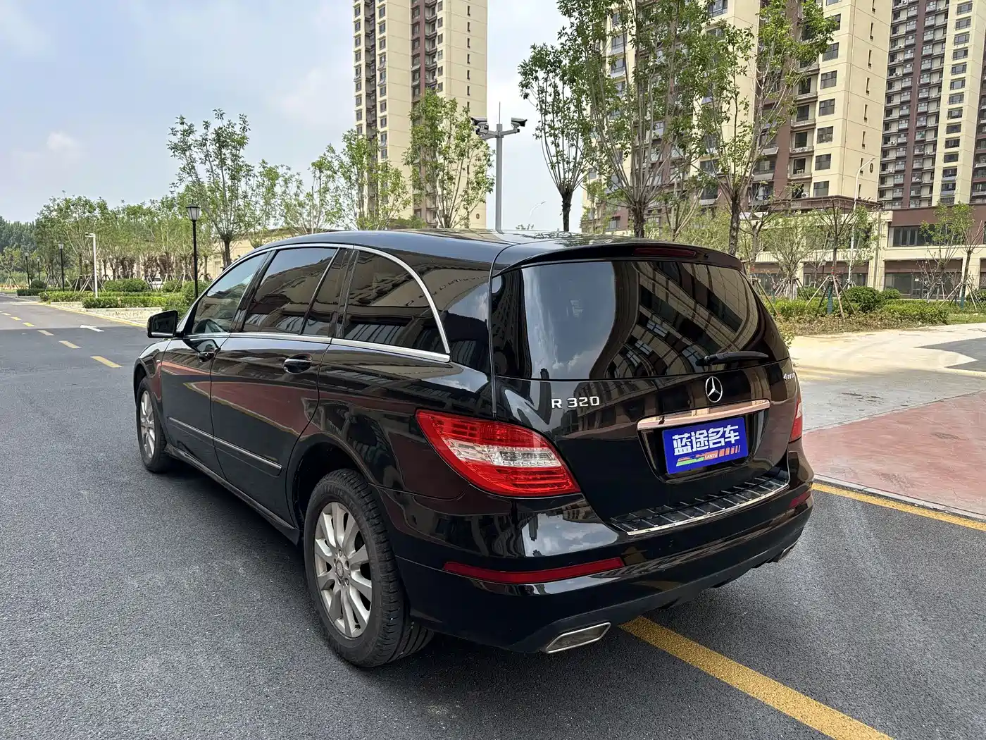 Mercedes-Benz R-Class 2017 R 320 4MATIC Business Collector's Edition фото 13