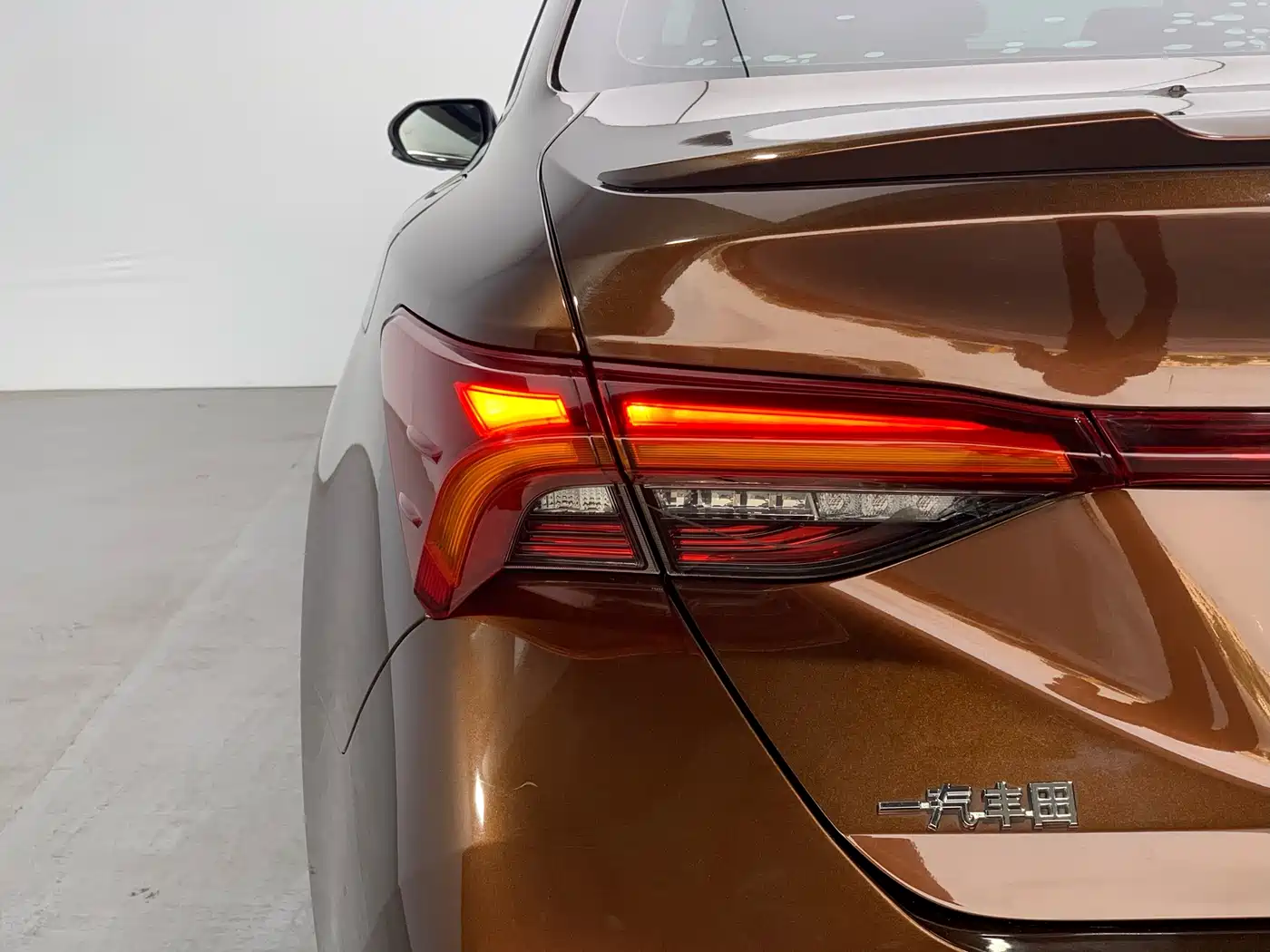 Toyota Avalon 2019 2.5L Touring Premium (China V) фото 9