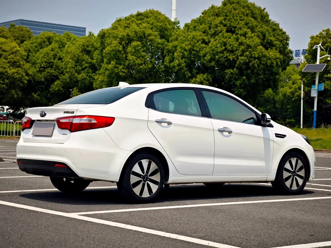 Kia K2 2012 Model Sedan 1.6L AT Premium ECO фото 7