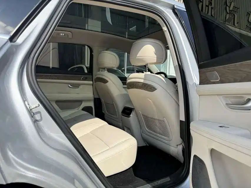 AITO Wenjie AITO M5 2022 Extended Range AWD Ultimate Edition фото 11