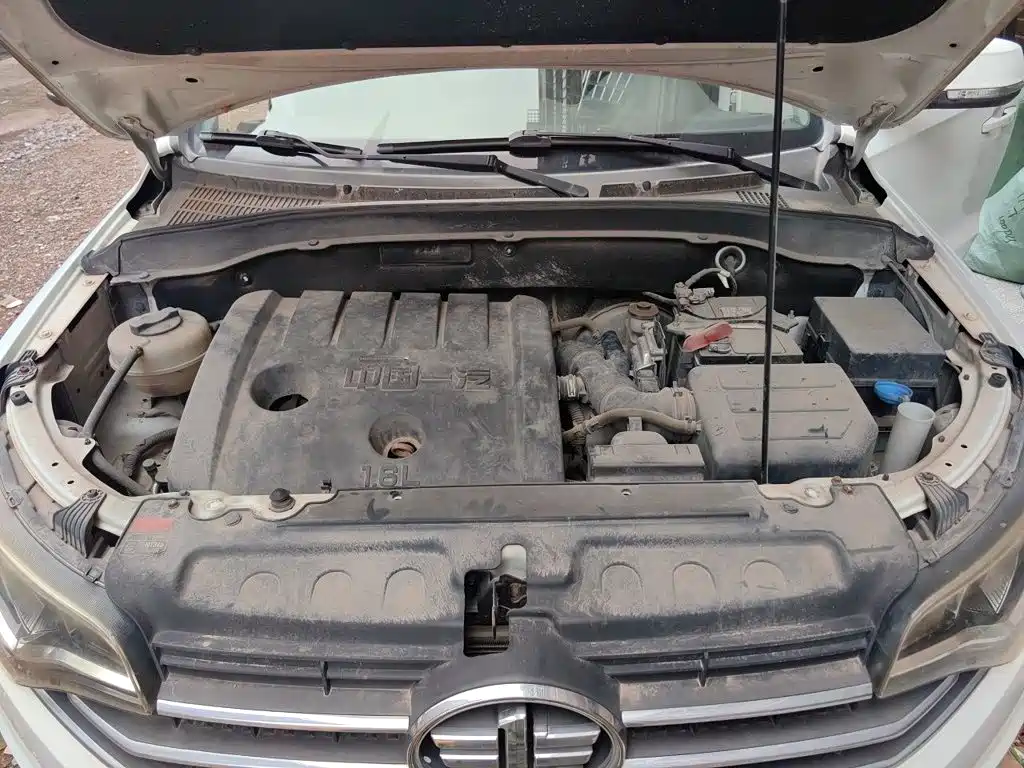FAW Senya R7 2017 2017 Model 1.6L Manual Luxury
