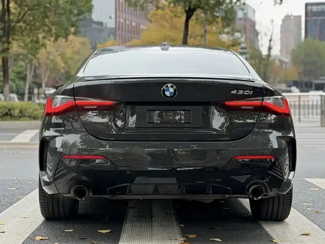 BMW 4-SERIES