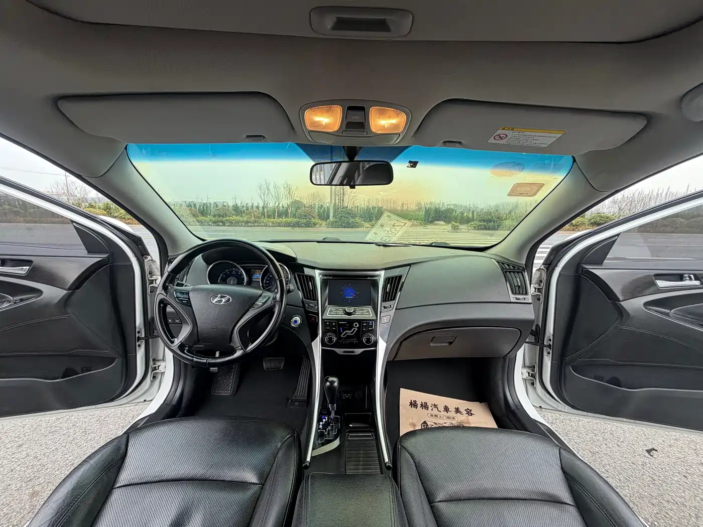 Hyundai Sonata 2013 2.0L Automatic Luxury Edition фото 5