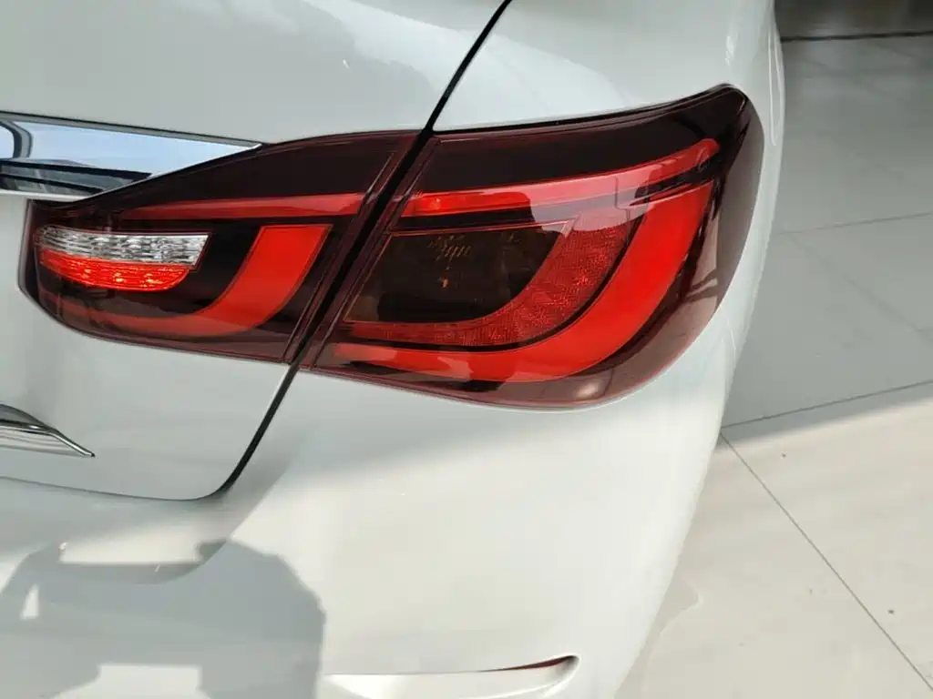 Infiniti Q70 2016 2015 Q70L 2.5L Enjoyment Edition