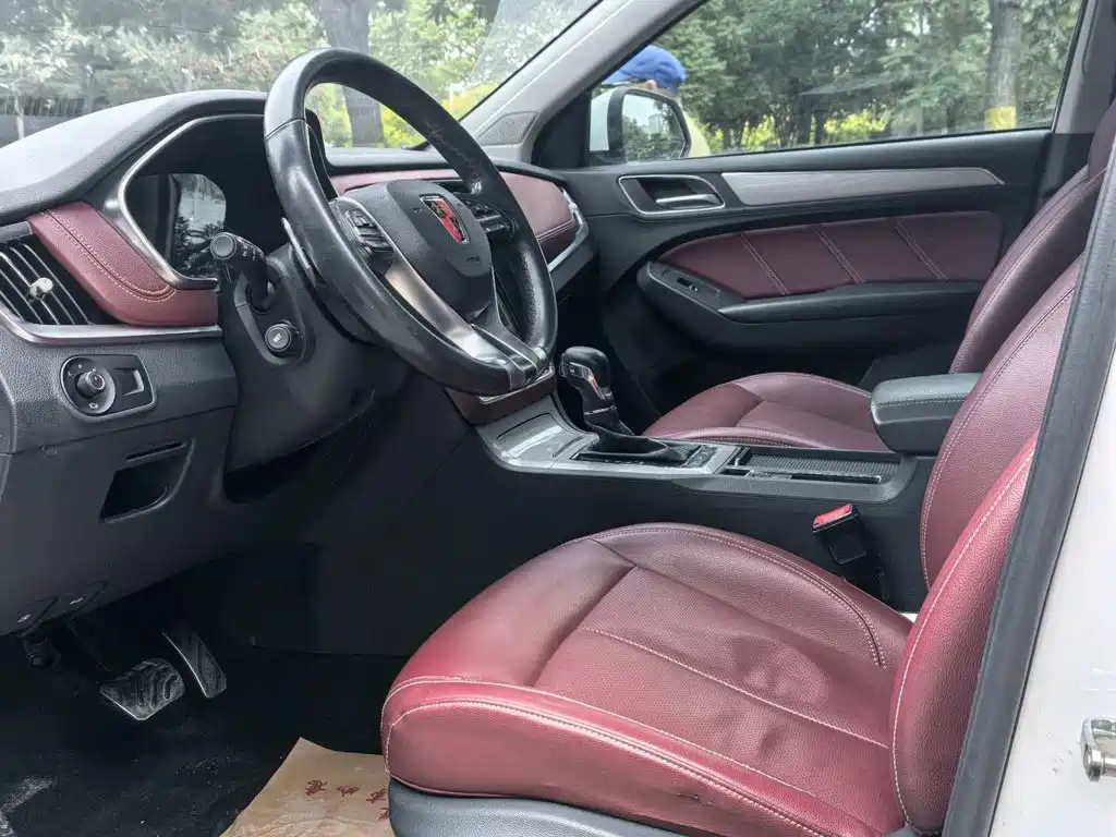 Фото 9 - Roewe RX5