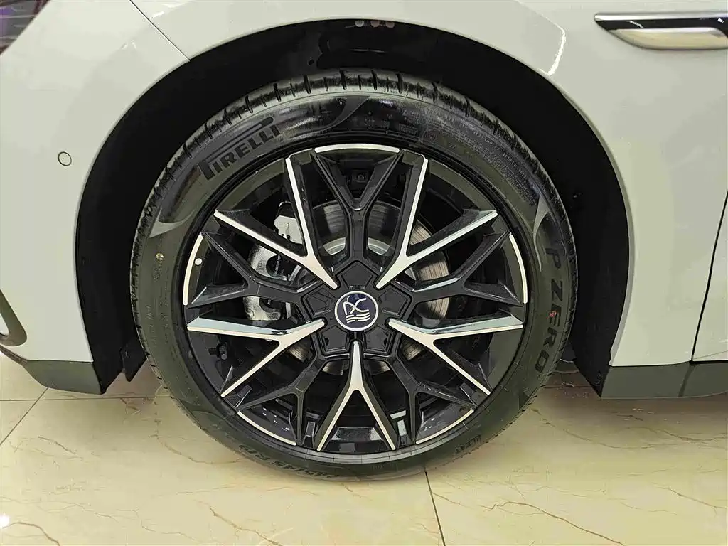 BYD Han 2026 2025 DM-i Smart Drive Edition 125KM Premium