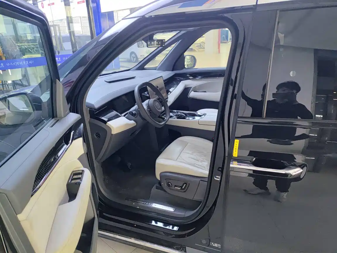 ZEEKR EXTREME KRYPTON 009