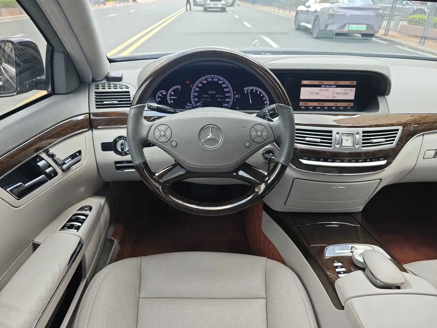 Mercedes-Benz S-Class 2012 S 300 L Business Simplified Edition фото 8