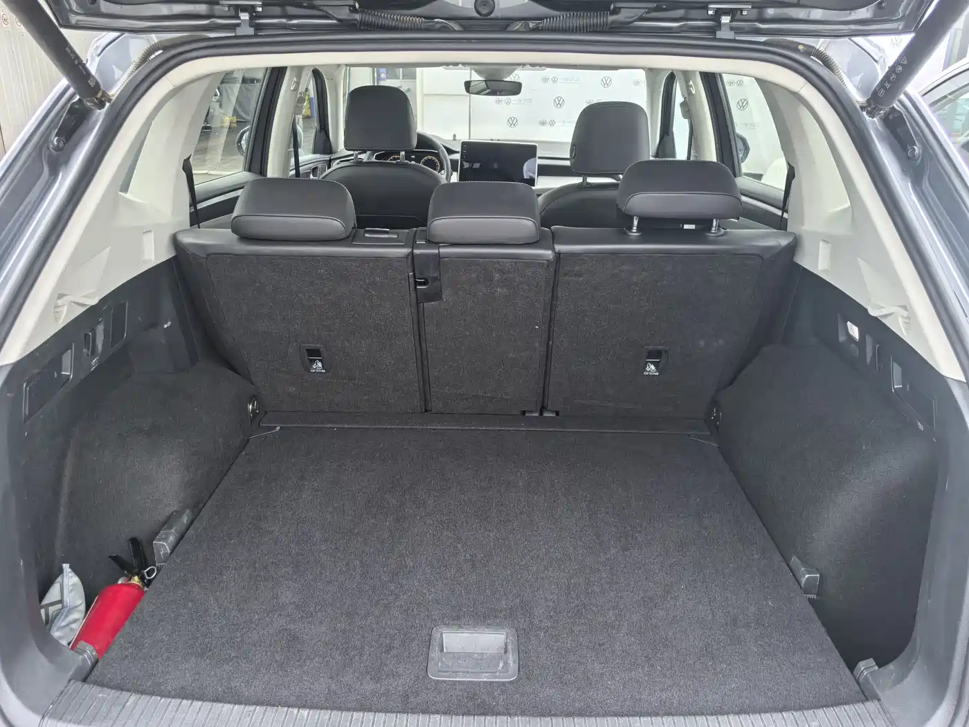 Volkswagen Tayron 2023 300TSI 2WD Luxury Plus Advanced Edition фото 10