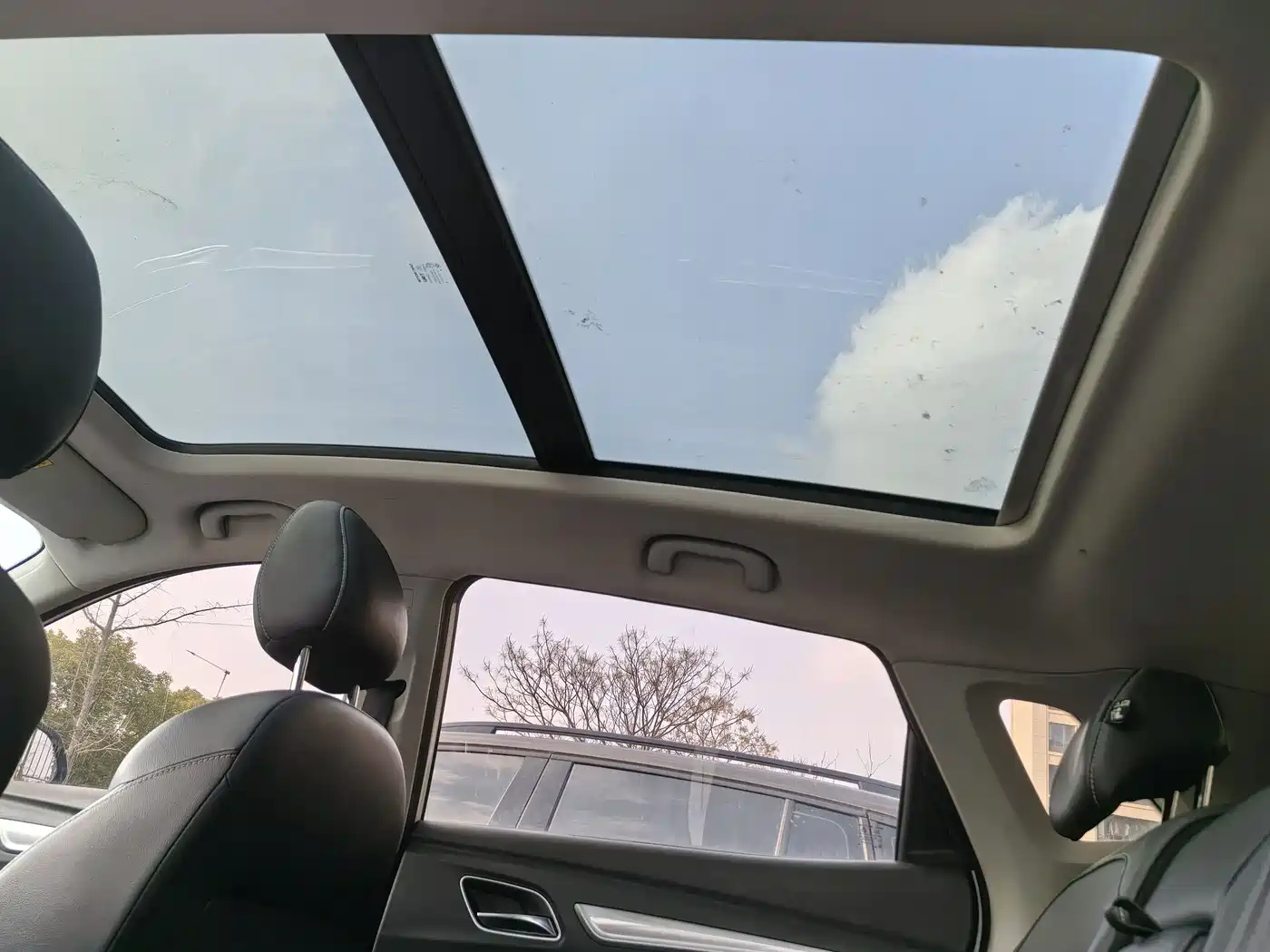 Roewe RX3 2018 2018 1.6L CVT Flagship
