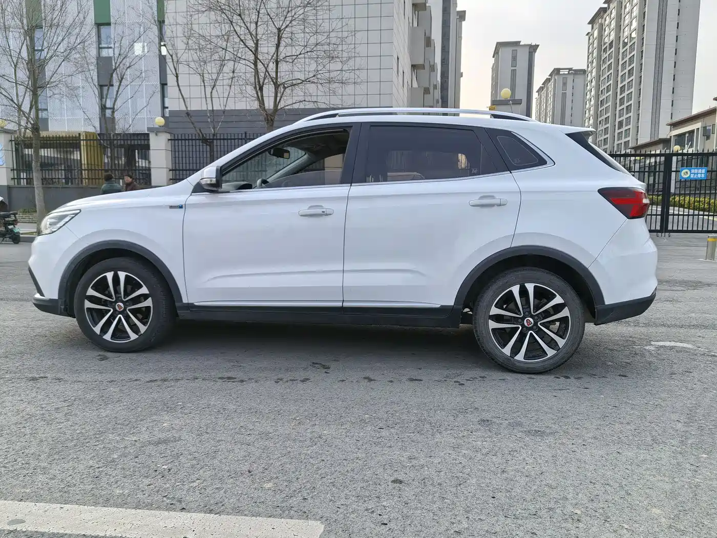 Roewe RX3 2018 2018 1.6L CVT Flagship