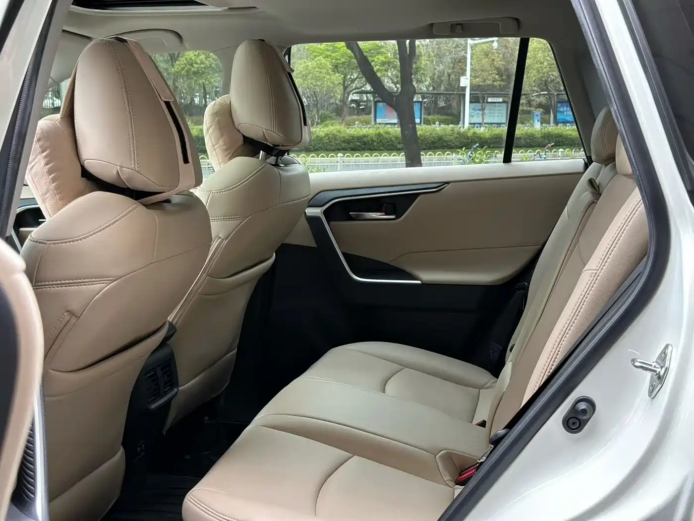 TOYOTA RAV4 RONGFANG