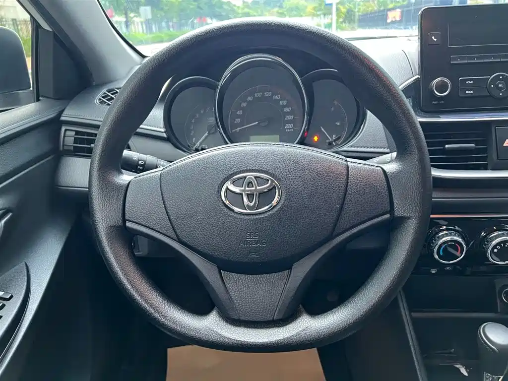 Toyota YARiS L Zhi Xuan 2021 1.5L CVT Leading Edition фото 9