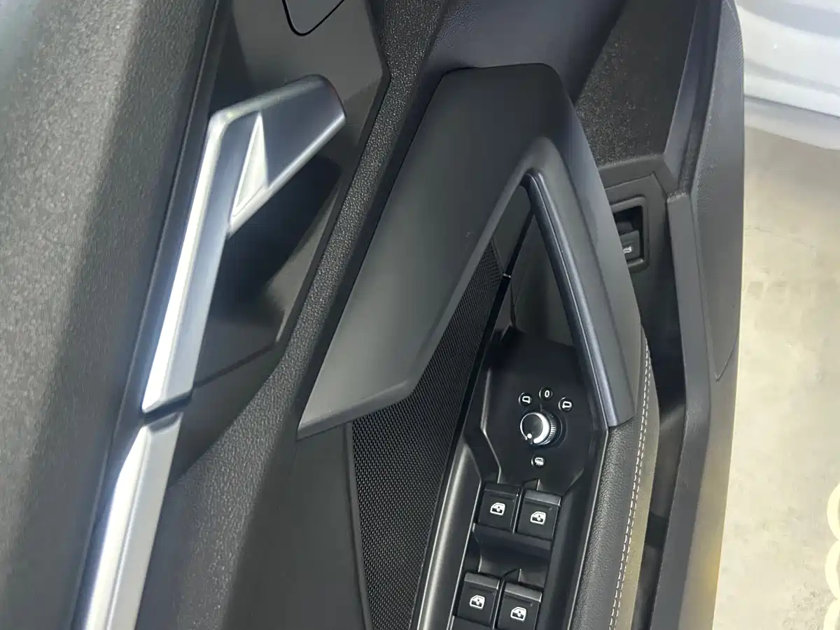 Audi A3 2022 Sportback 35 TFSI Style Elegance фото 4