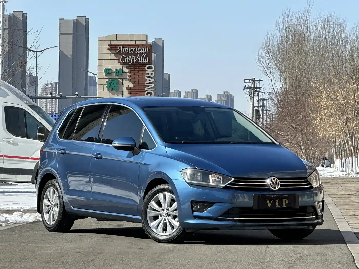 VOLKSWAGEN GOLF*JIAYU