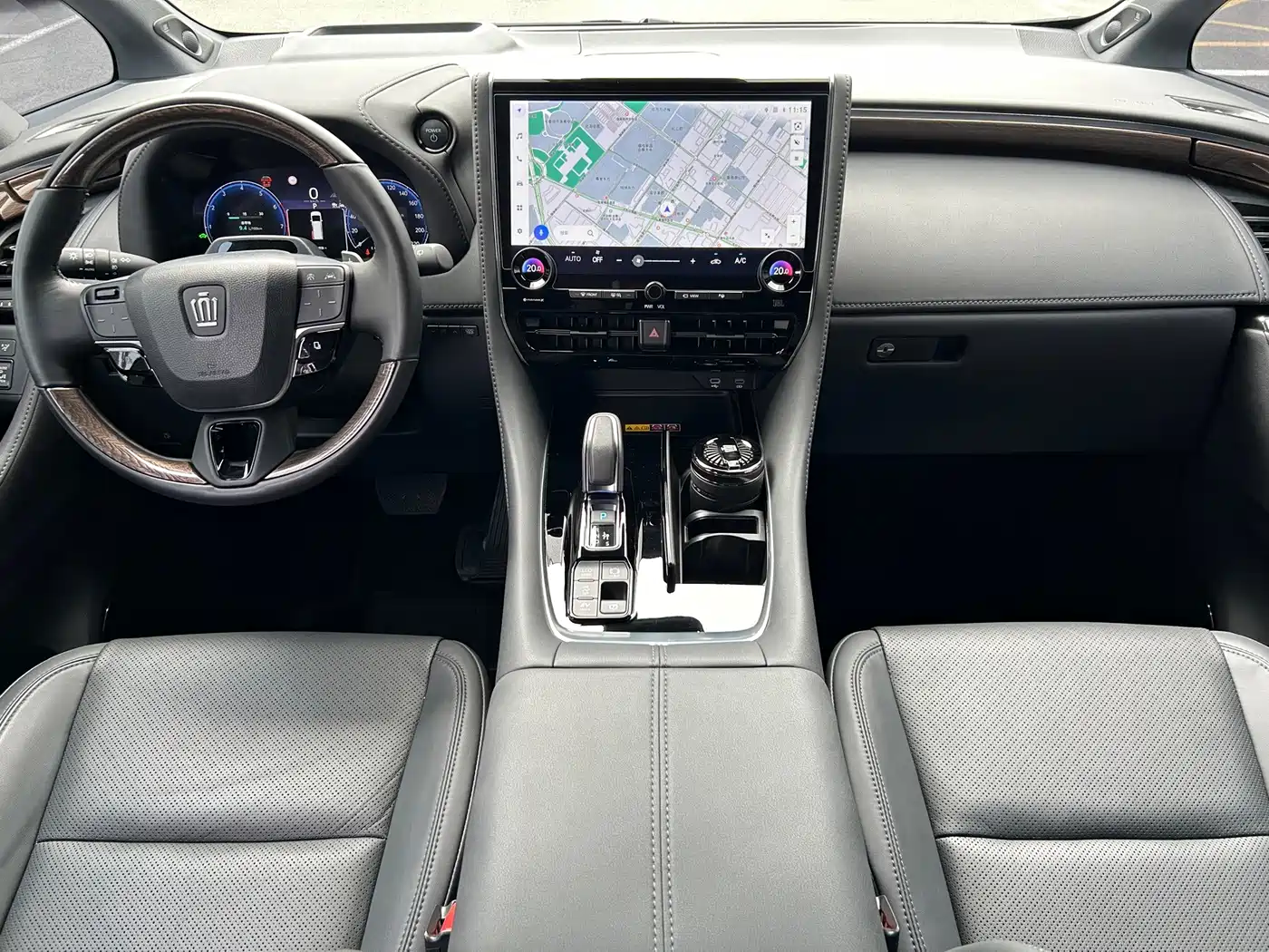 Toyota Vellfire 2025 2024 Crown Hybrid 2.5L Executive Premium Edition