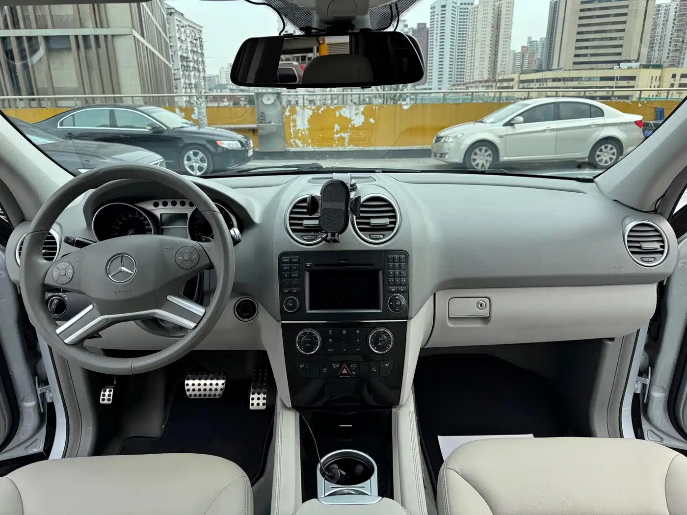 Mercedes-Benz M-Class 2010 ML 300 4MATIC фото 5