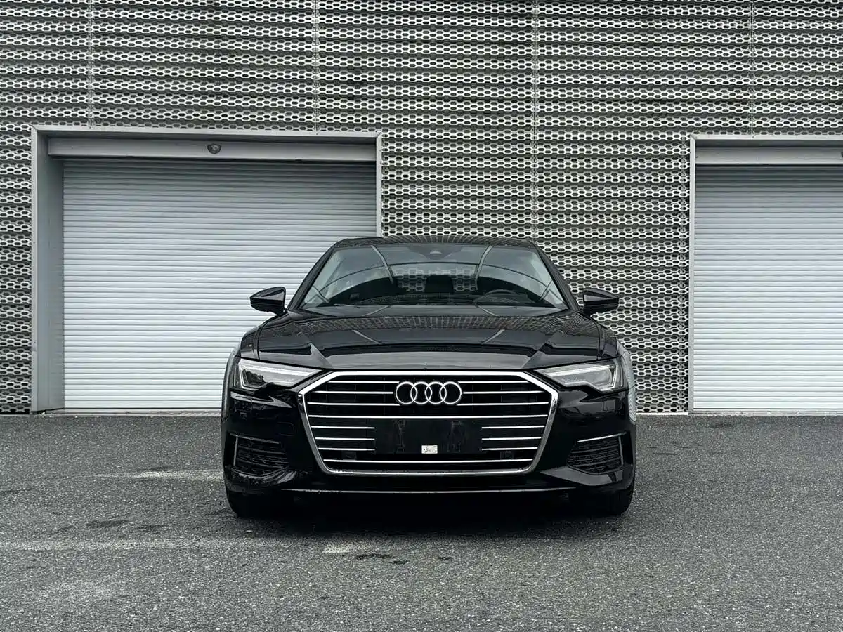 Audi A6L 2019 40 TFSI Luxury Elegance фото 2