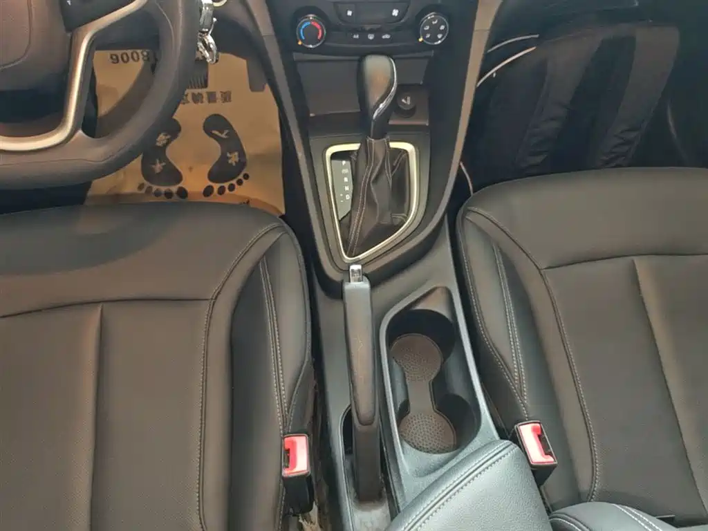 Фото 14 - Buick Excelle