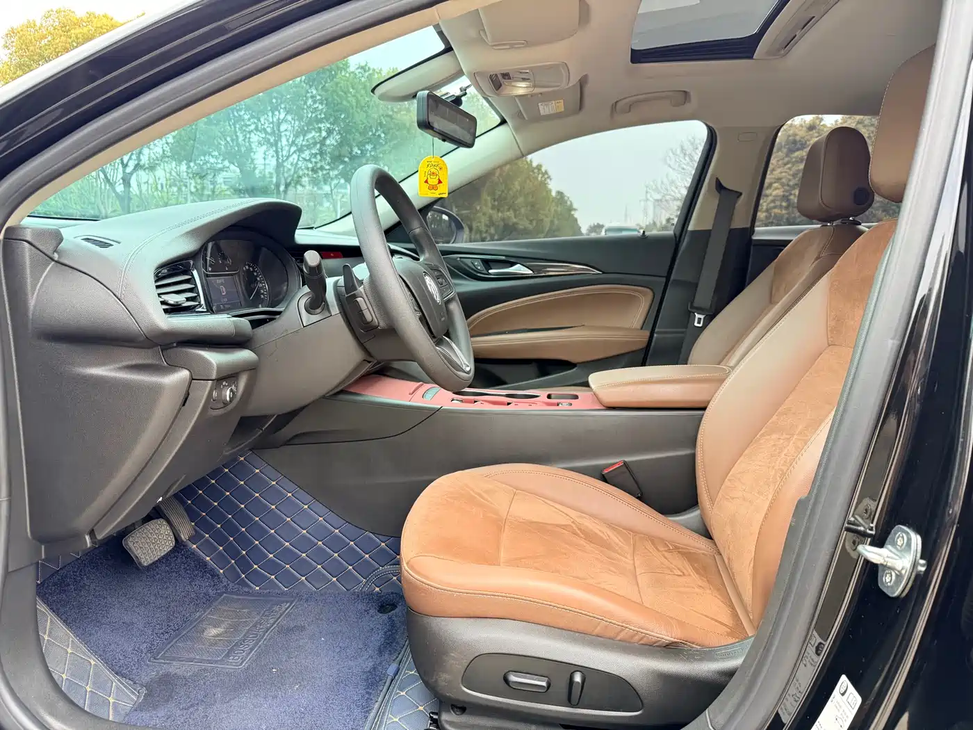 BUICK REGAL