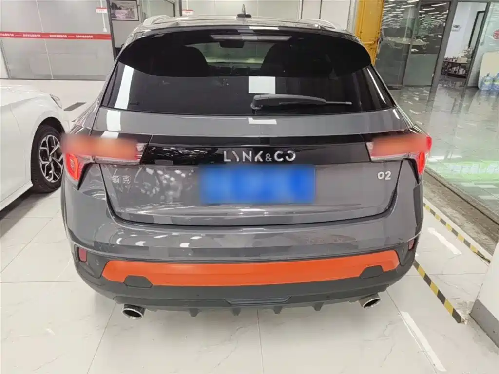 Lynk & Co 02 2018 Model 1.5T DCT 2WD Yao Pro Edition China V фото 6