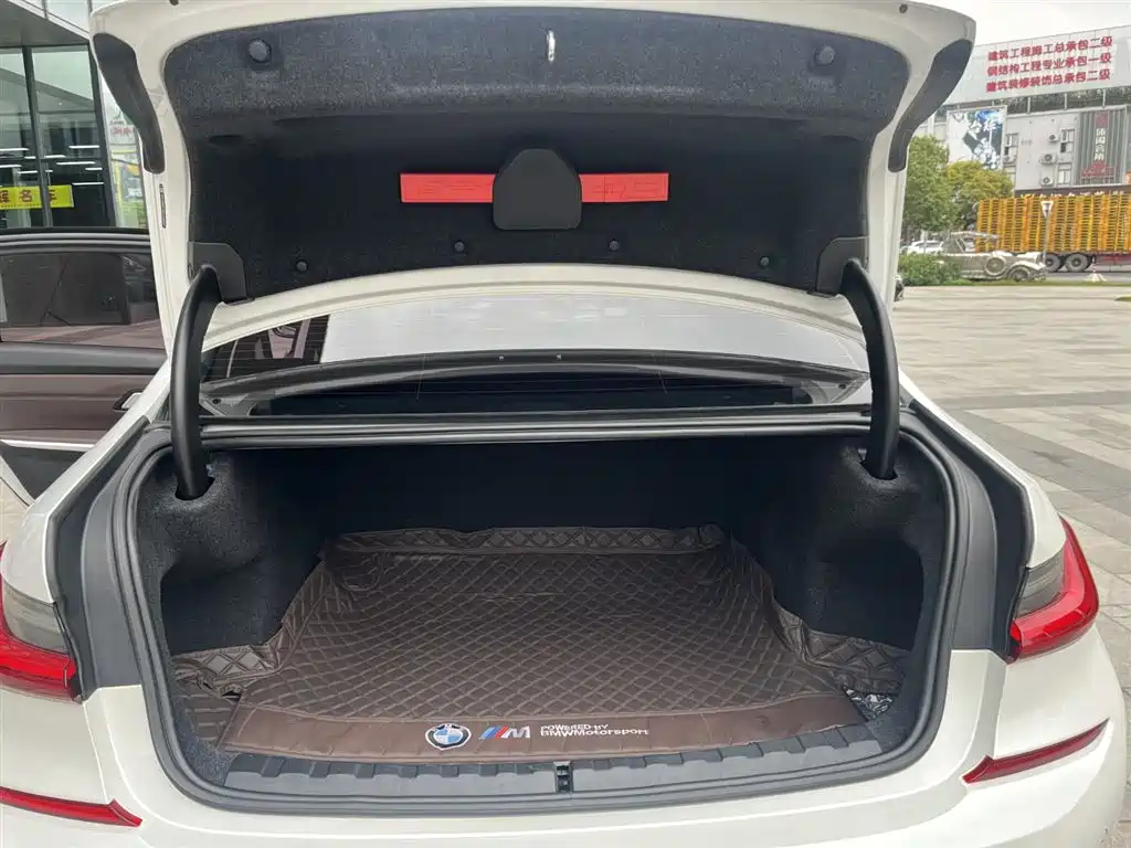 BMW 3 Series 2020 Facelift 325Li M Sport Package фото 30
