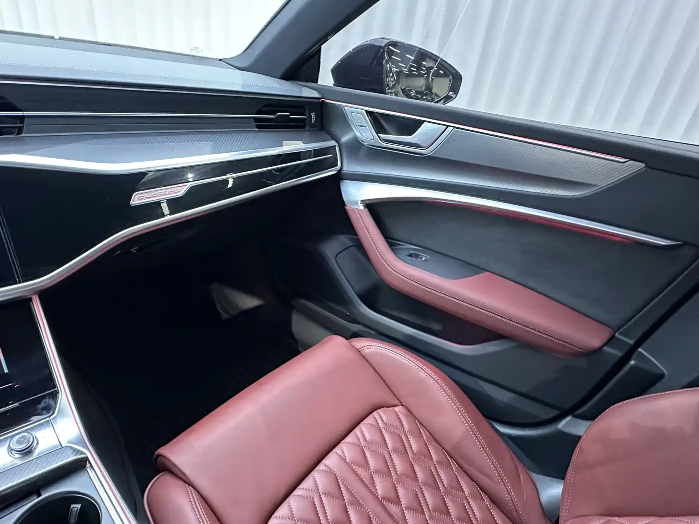 AUDI A7L
