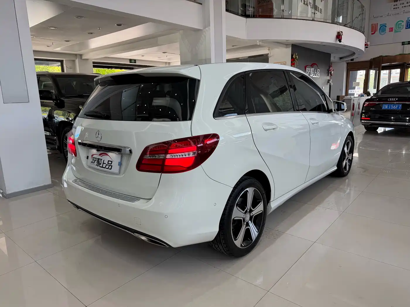 Mercedes-Benz B-Class 2017 B 200 Style фото 10