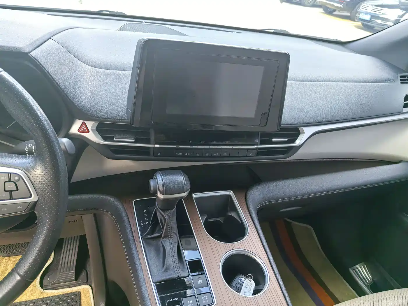 Toyota Sienna 2021 2.5L Hybrid Luxury Edition фото 11