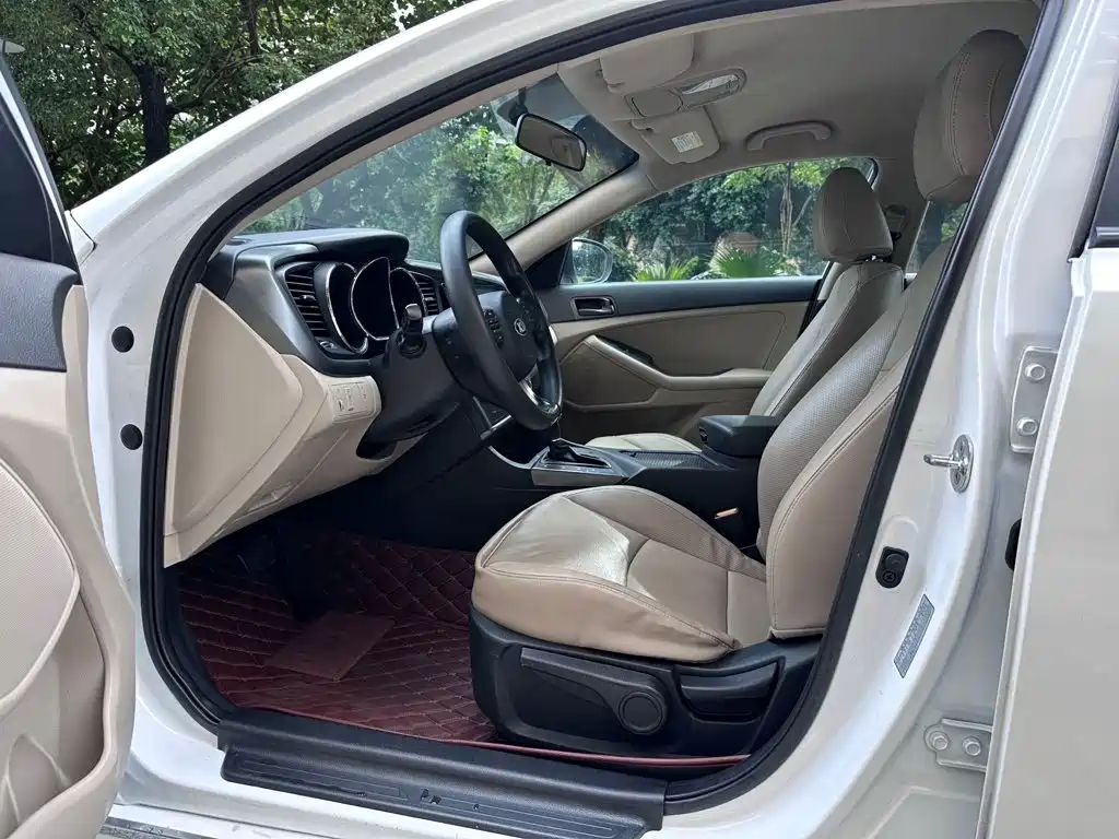 Kia K5 2014 2014 2.0L Automatic GL