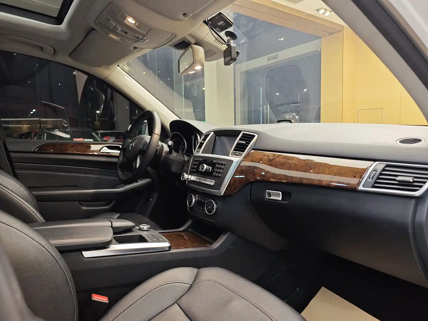 Mercedes-Benz M-Class 2014 ML 400 4MATIC Dynamic фото 32