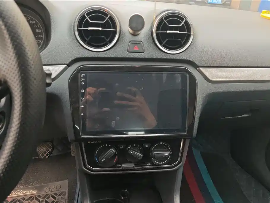 Volkswagen Jetta 2017 1.5L Manual Comfort фото 13