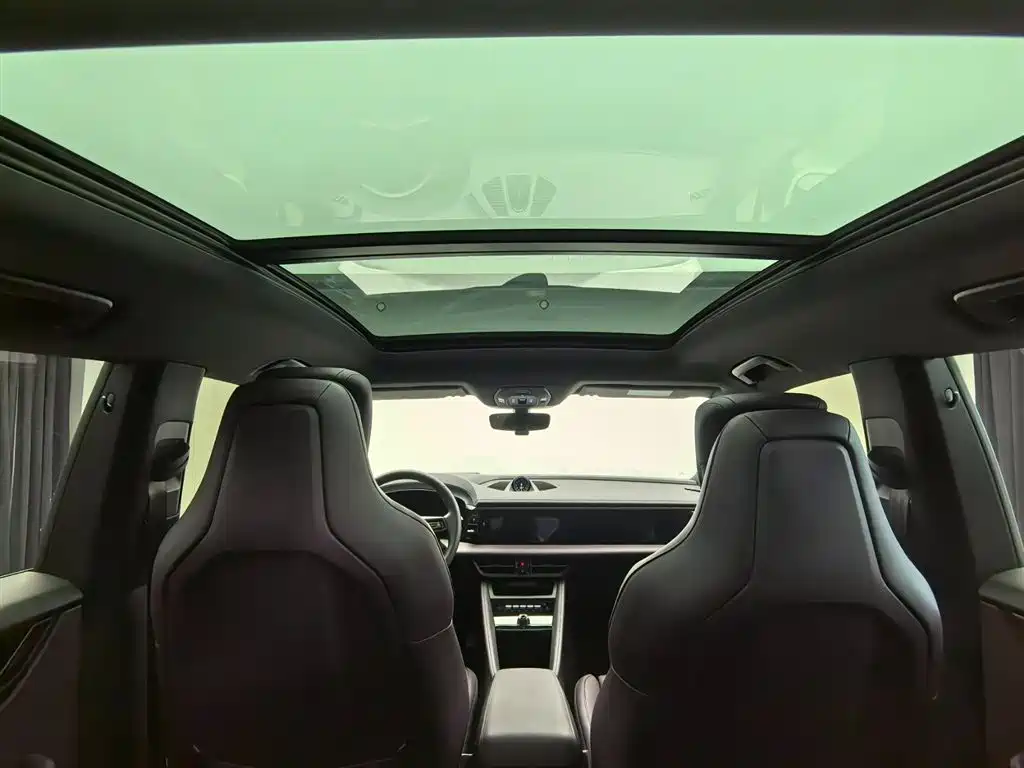 Porsche Macan EV 2025 2024 Macan Long Range