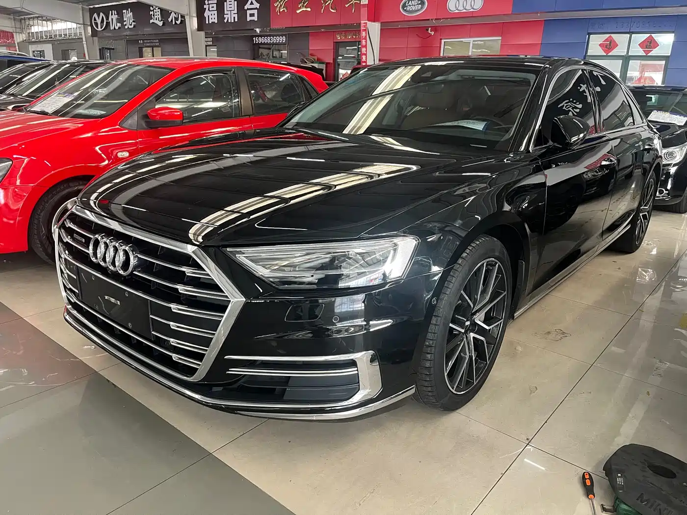 Audi A8 2018 A8L 55 TFSI quattro Launch Premium фото 2