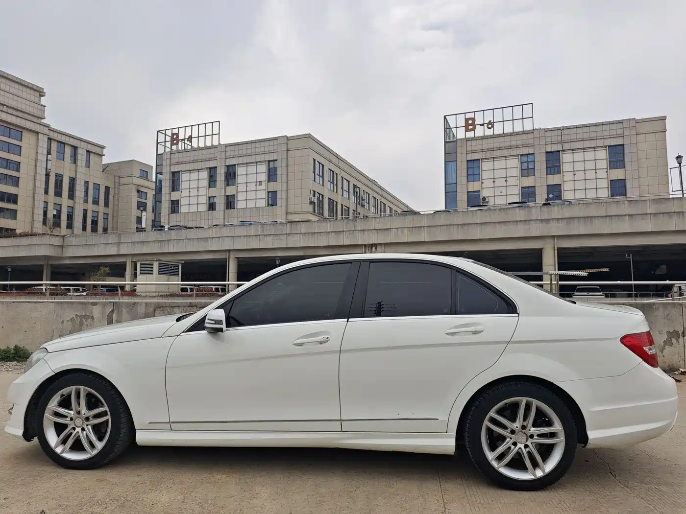 Mercedes-Benz C-Class 2013 C 260 Elegance Grand Edition фото 14
