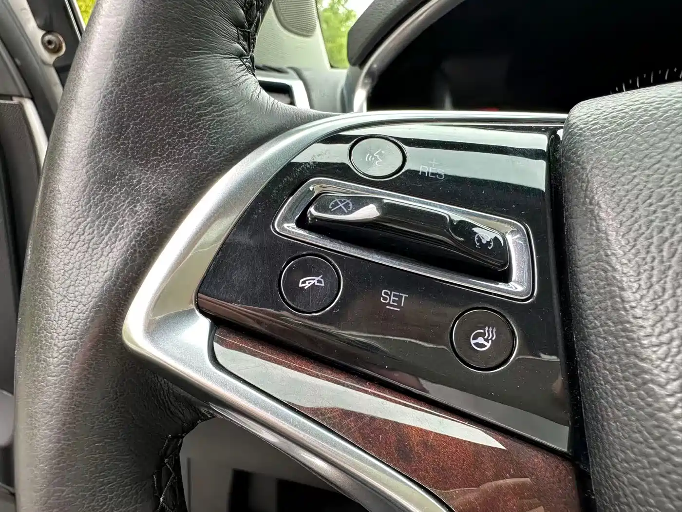 Cadillac SRX 2015 3.0L Elite фото 14