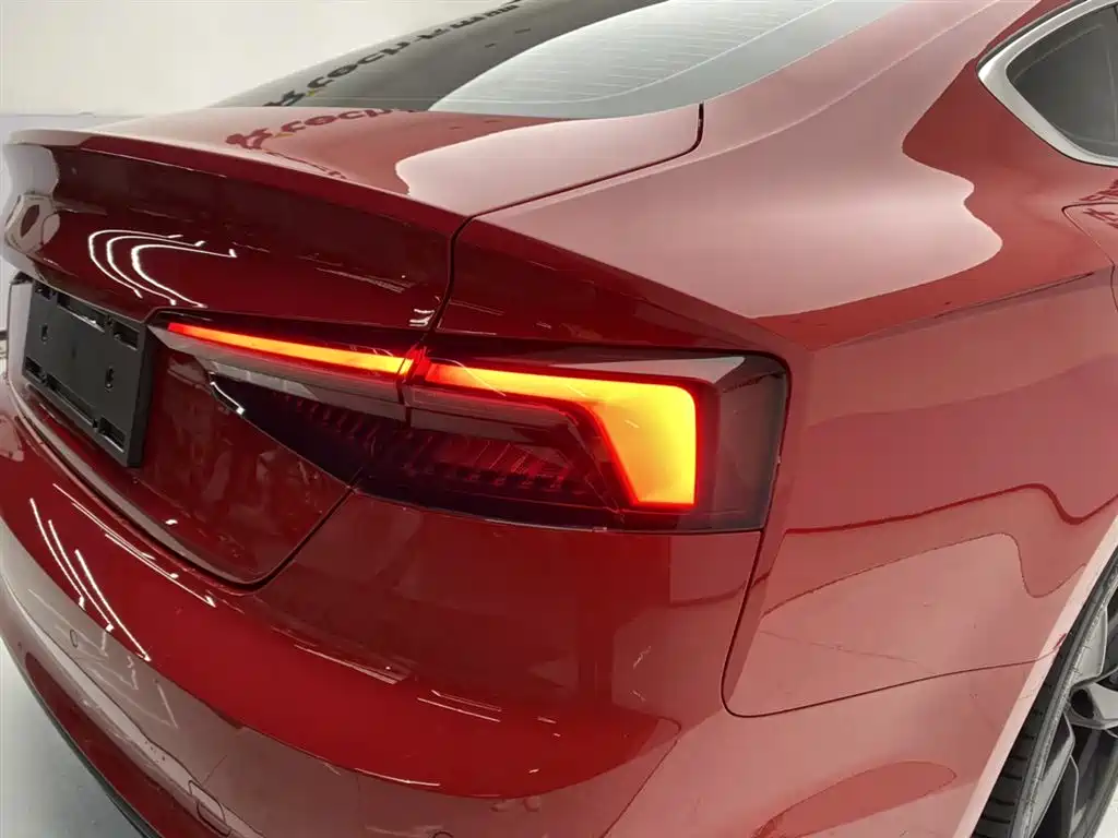 Audi A5 (Import) 2019 Sportback 40 TFSI Fashion фото 10