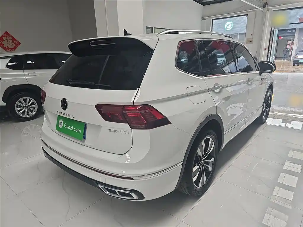 Volkswagen Tiguan L 2023 330TSI Auto 2WD R-Line Premium Edition фото 5